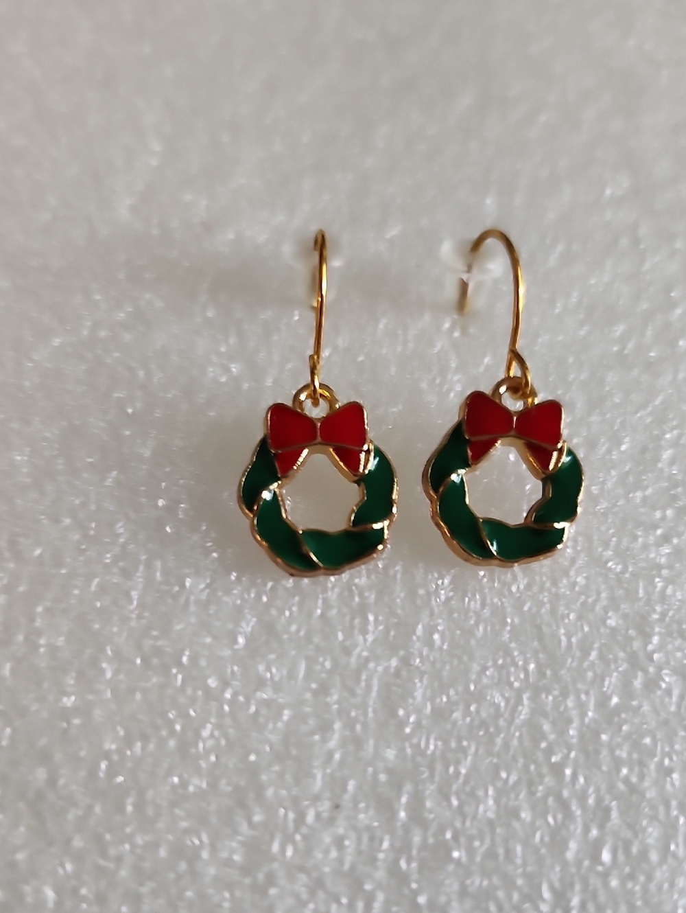 Hand Crafted Gold-Tone Wreath Earrings with Red Bow